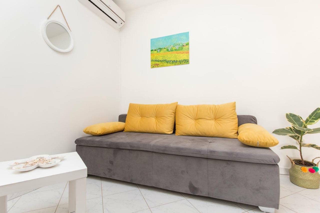 Apartments Cekada Labin  Exterior foto